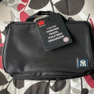 New York Yankees hanging travel toiletries organizer